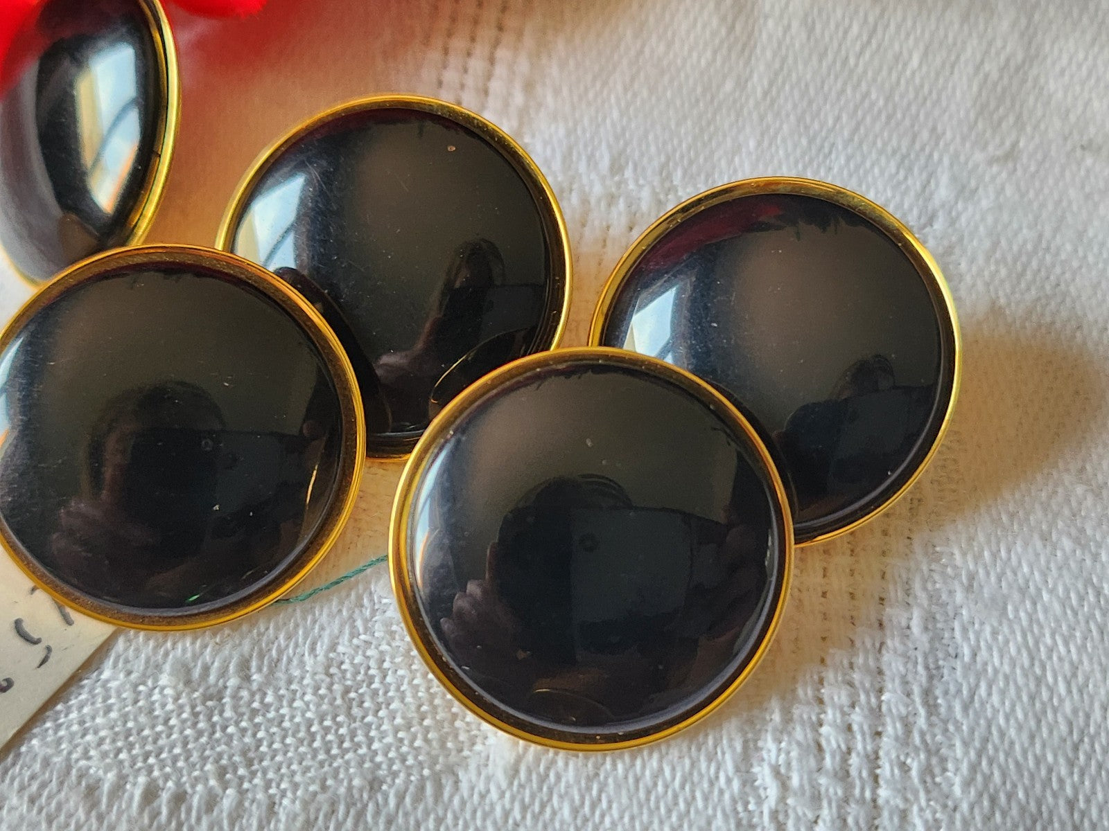 Lot 6 boutons vintage en métal doré noir pied etiquette 2,2 cm pied ref 754