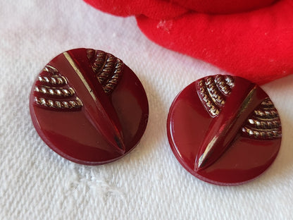 Duo boutons anciens en verre rouge lie de vin  motif vintage 1,8 cm D8A