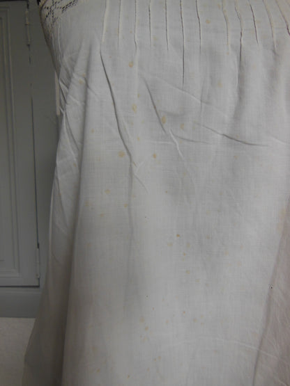 Chemise de nuit ancienne dentelle à nettoyer ou teindre B7