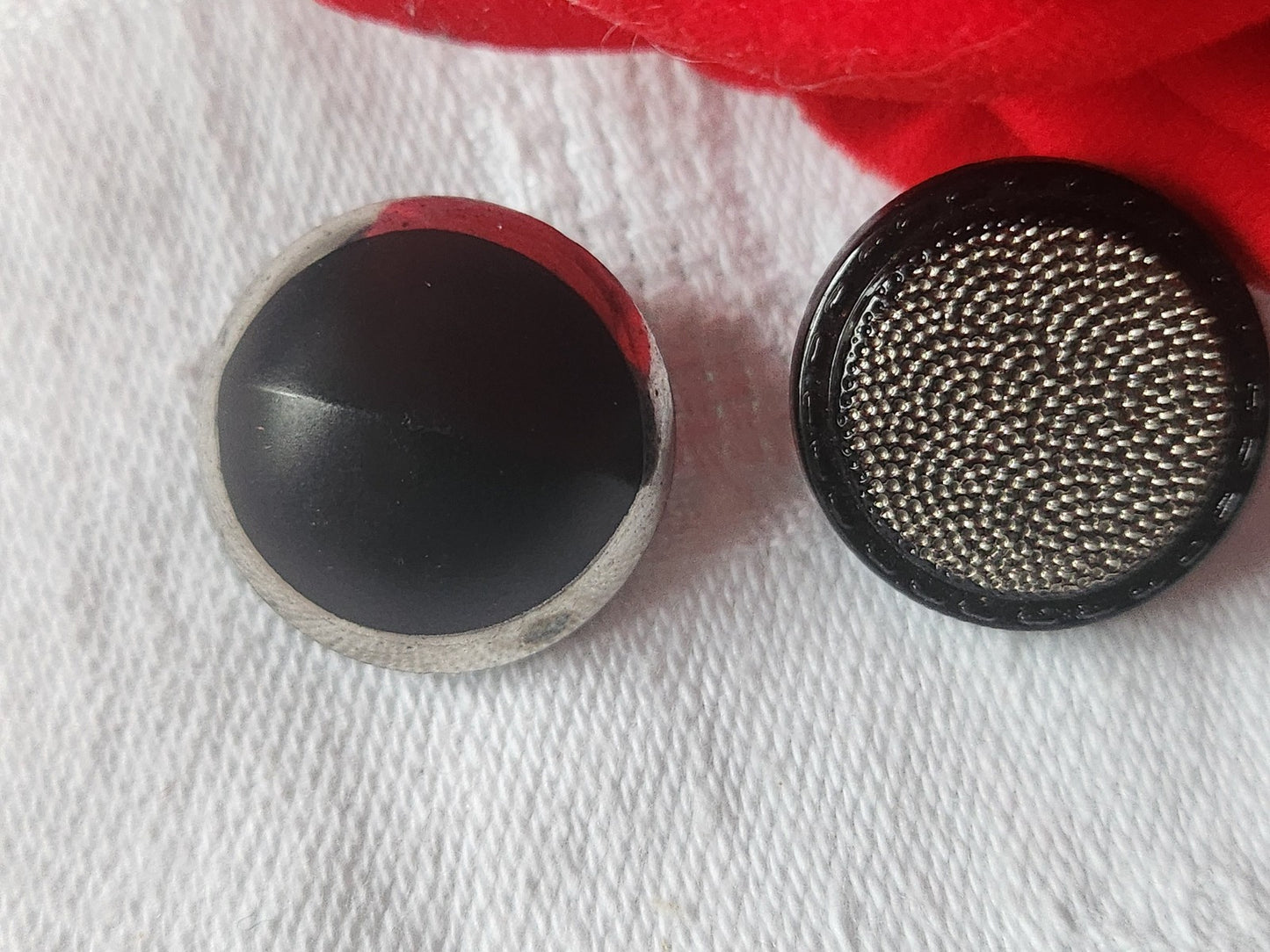 Duo boutons anciens en verre argenté vintage noir  1,8  cm D10D