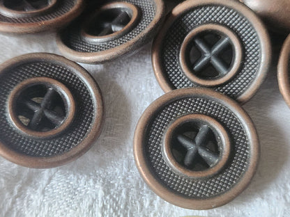 Lot 8 boutons vintage en métal cuivré à trous  2,2 cm ref 457