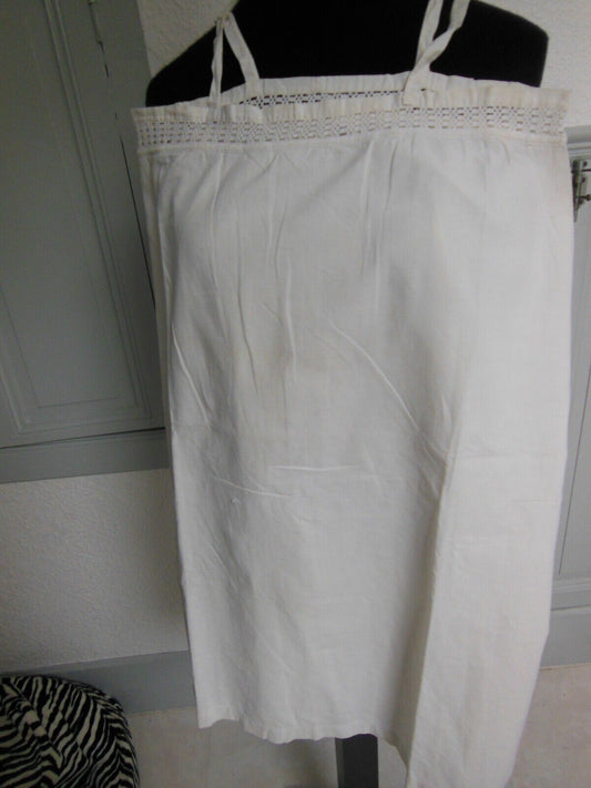 Chemise de nuit ancienne dentelle à nettoyer ou teindre B7  petite taille