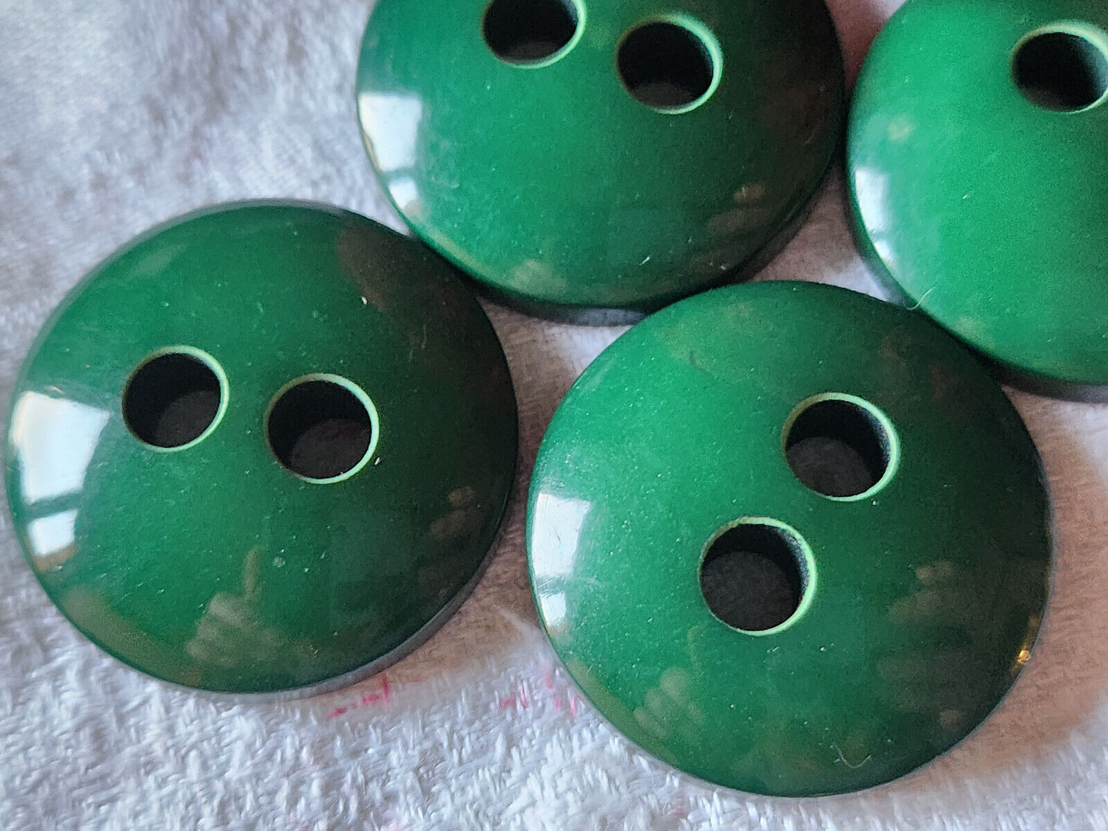 Lot 4 gros boutons vintage vert bombé veste XXL 3,3 cm ref 302