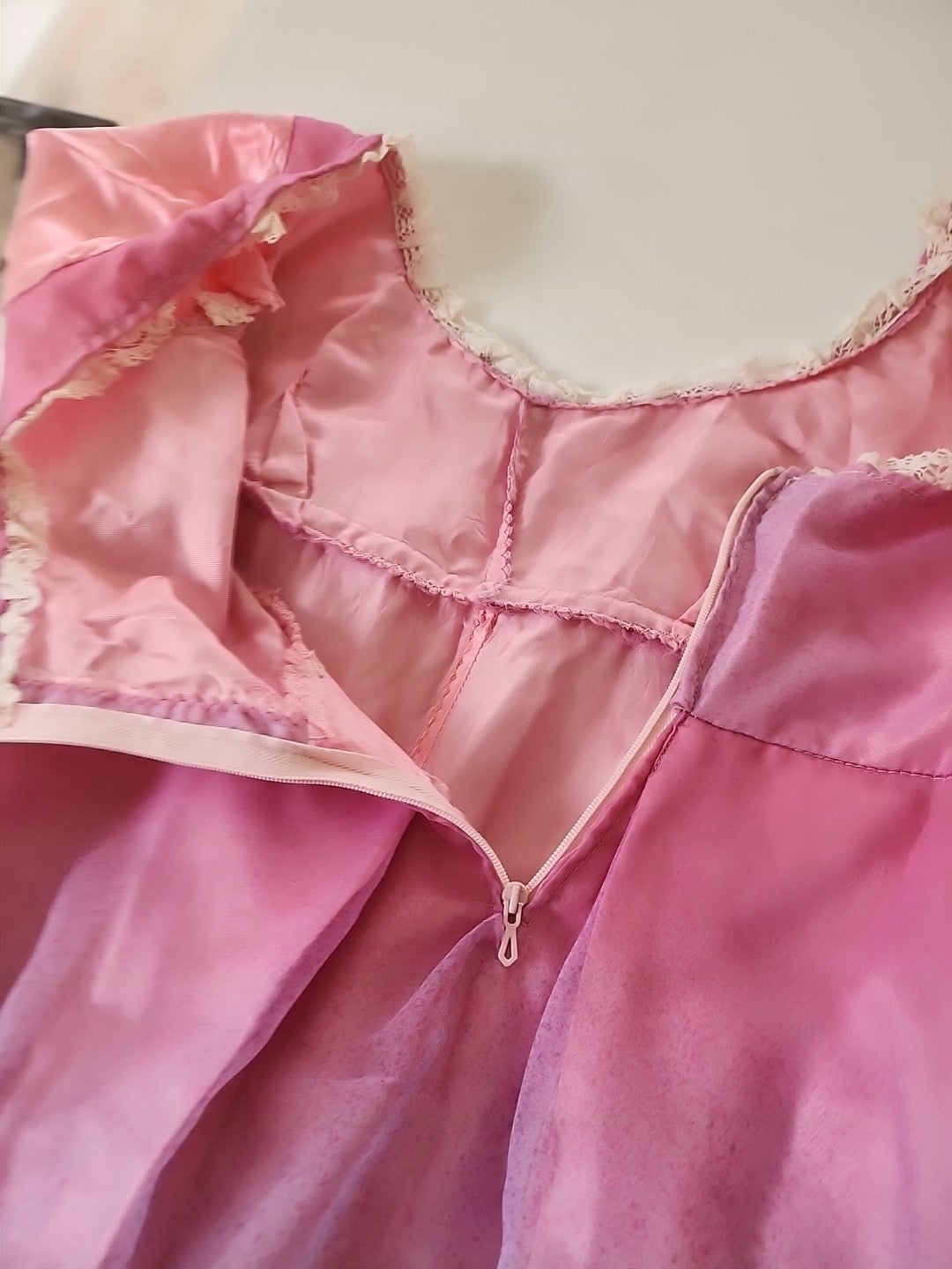 Pur vintage robe longue chemise de  nuit? année 60 damasT34/36?   ref portant