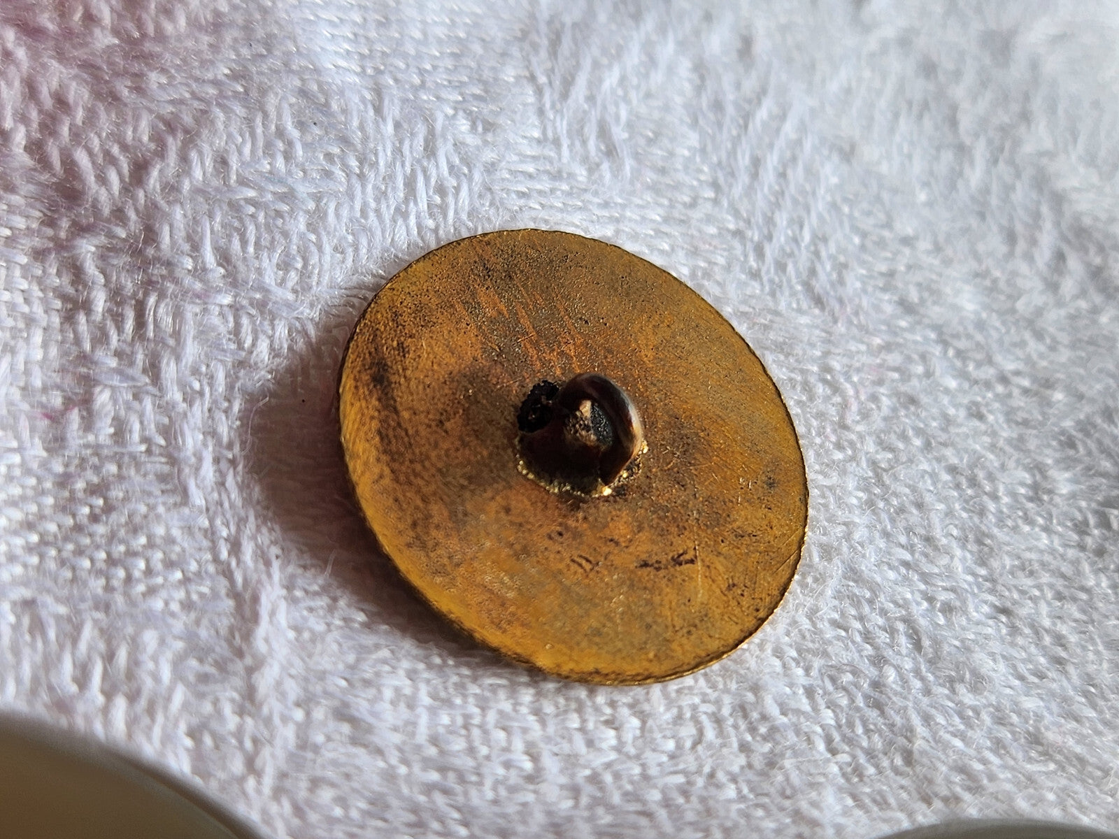 Bouton ancien en métal doré motif rose fleur collection 2 cm ref 5141