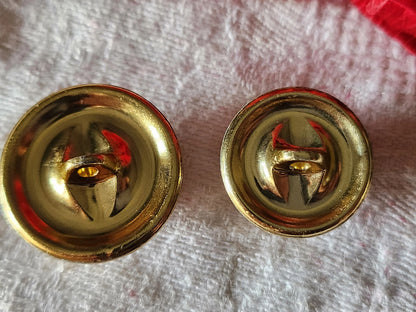 Duo boutons vintage monture en métal doré à pied 2,1 et 2,5 cm D4C