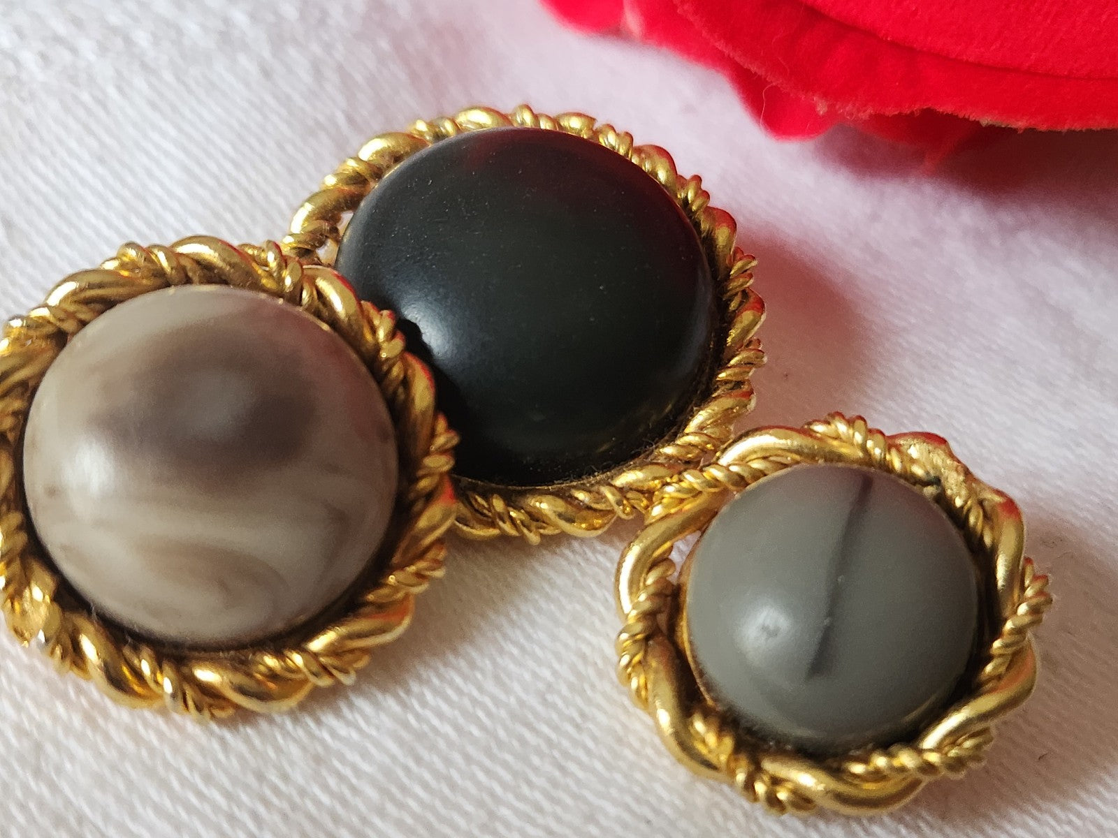 Trio bouton vintage en métal  pied 1,9 à 2,5 cm ref 3572
