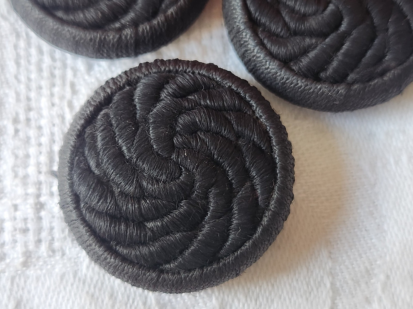 Trio boutons vintage en passementerie noir 2,9 cm ref 4900
