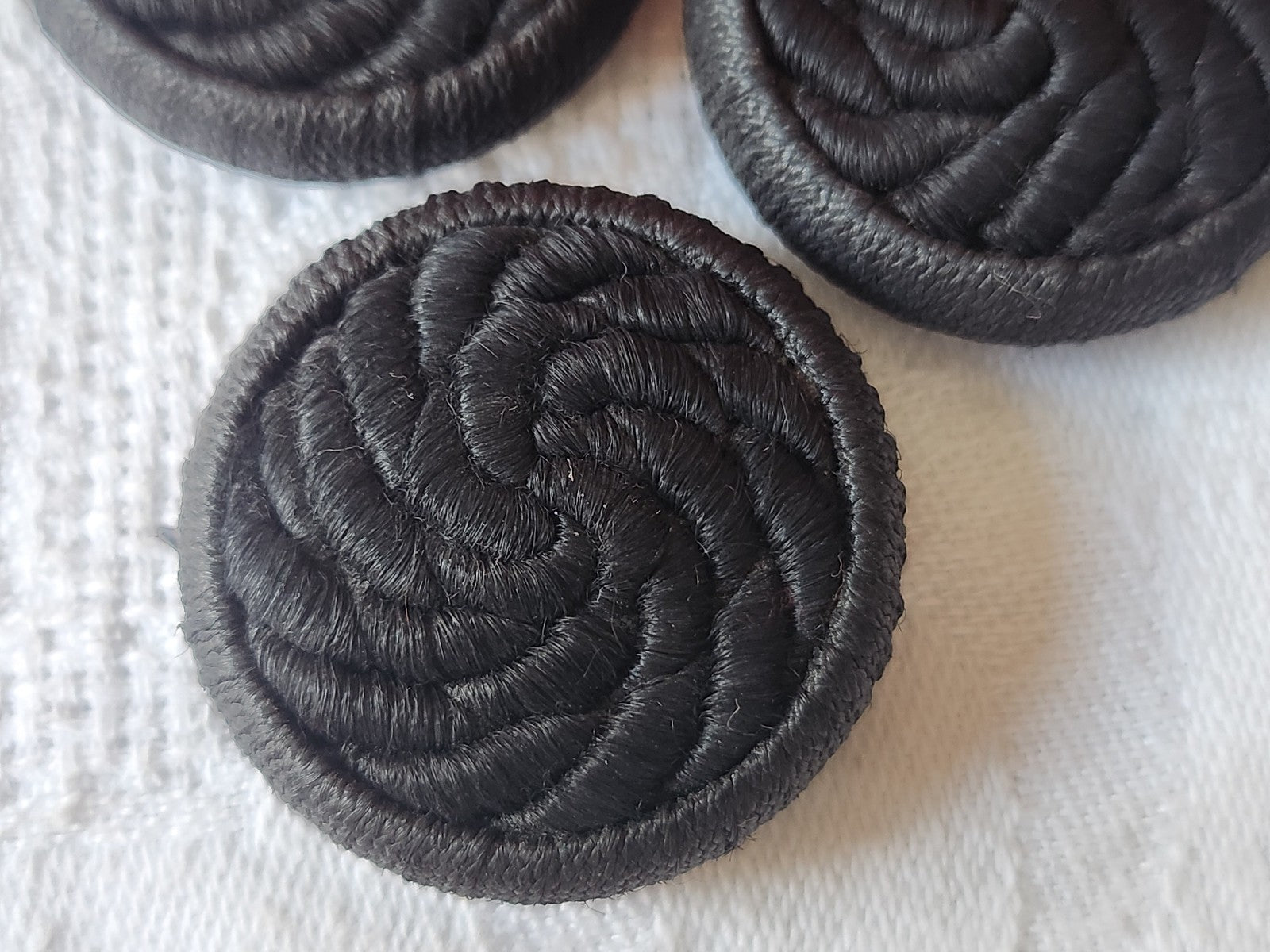 Trio boutons vintage en passementerie noir 2,9 cm ref 4900