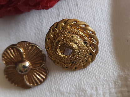 Duo boutons anciens en métal collection  2 cm G18E