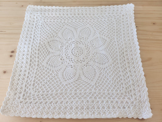 Taie d'oreiller crochet blanc main doublé 36 sur 37 cm B7