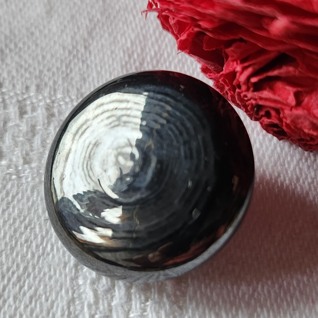 Epais bouton ancien en verre hematite pied métal 2,2 cm  G11J