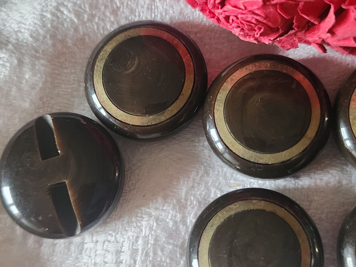 Lot 6 boutons vintage marron bombé pied 2,2 cm ref 4942