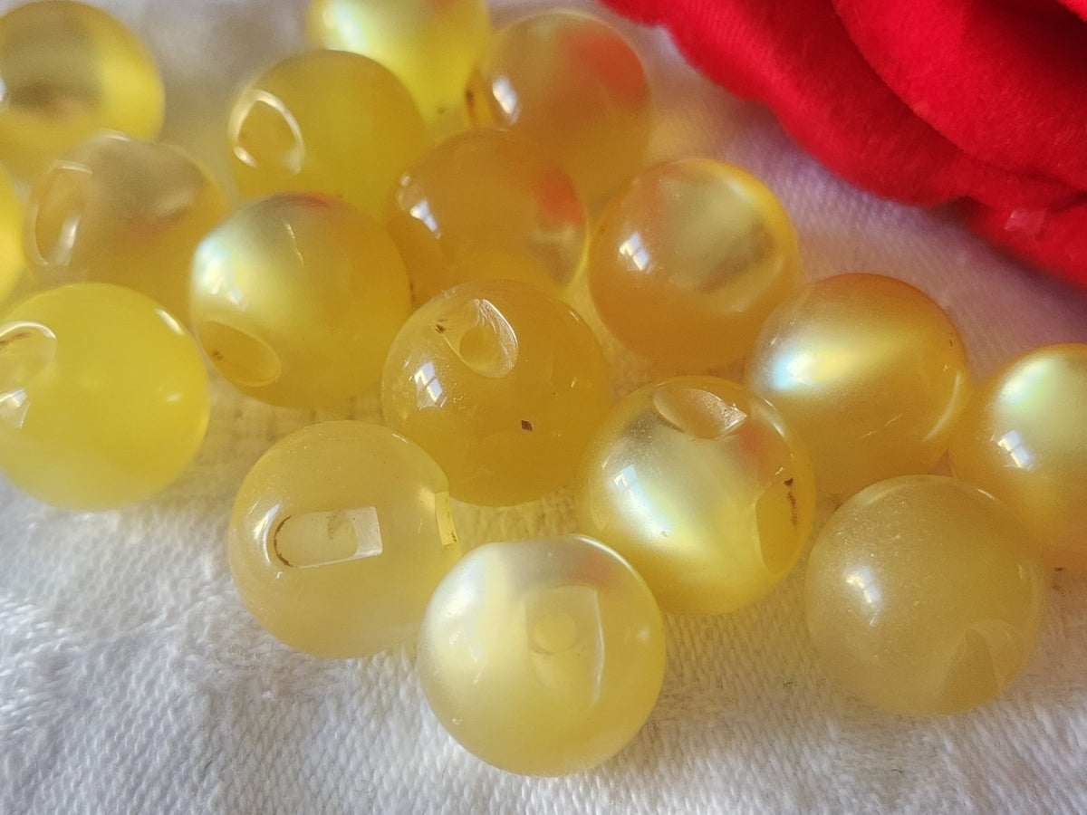 Lot 16 boutons vintage boule lumineux jaune  1,3 cm ref 6167