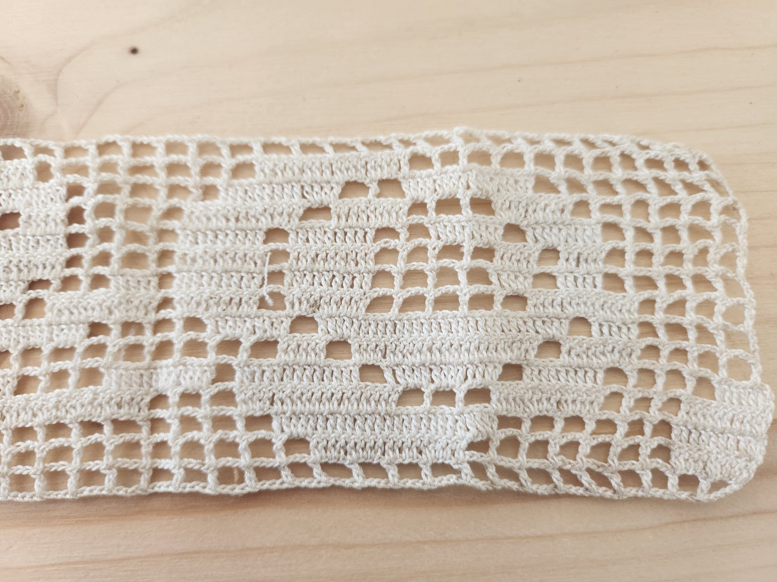 Dentelle ancienne grande application crochet fleur 22 cm sur 6,5 cm T1-18