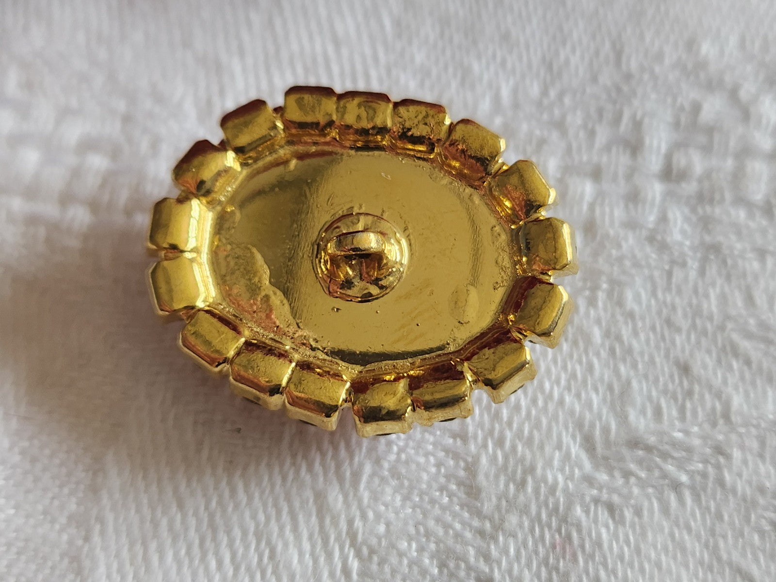 Bouton vintage en métal strass ovale cabochon rose bijoux  2,5 sur 2 cm D14M