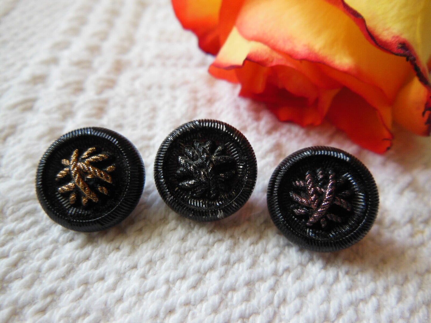 Trio boutons anciens en verre  noir panaché collection 1,3 cm  D9I