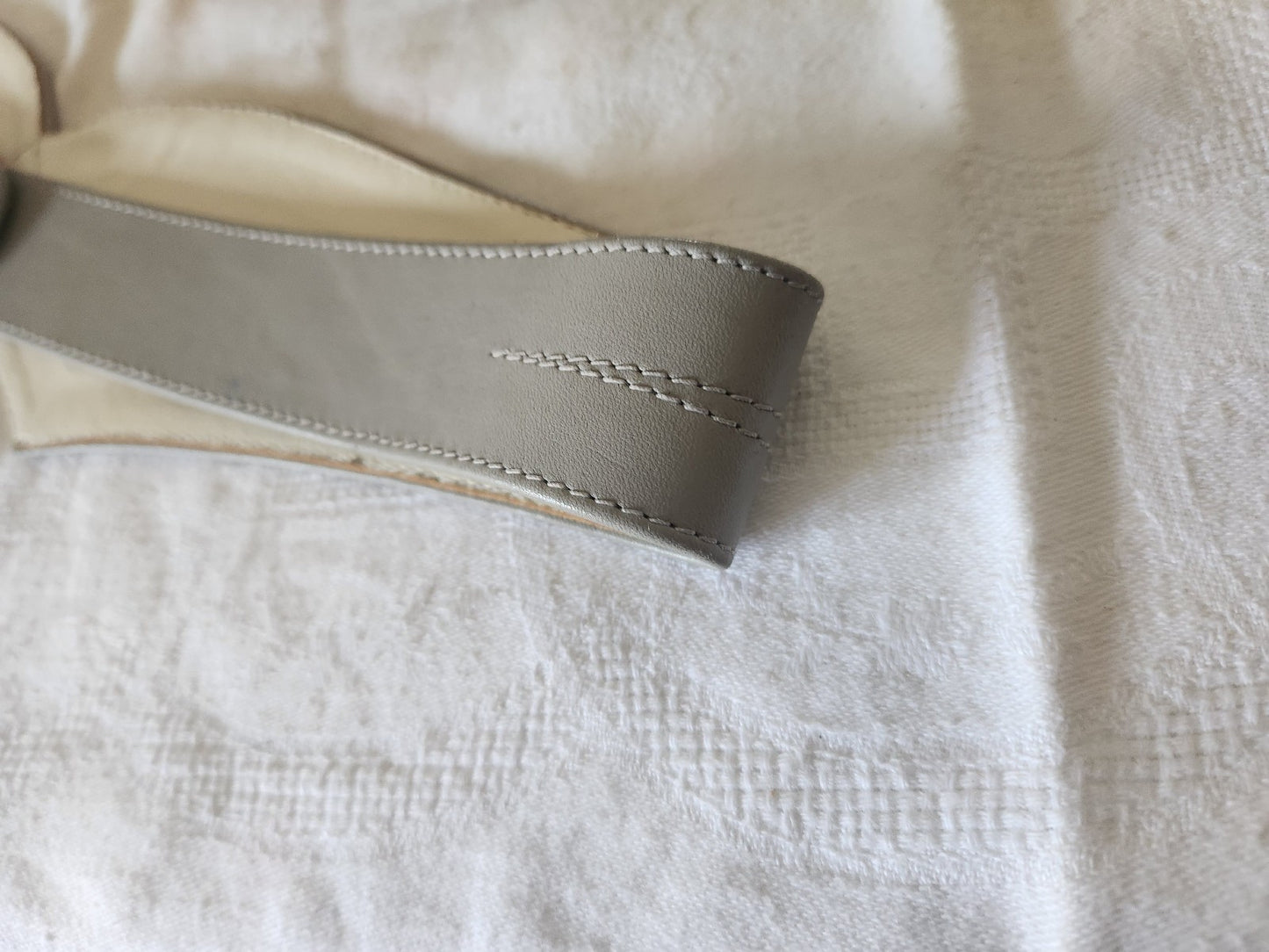 Ceinture ancienne vintage grise large  69 cm à 70 cm A4