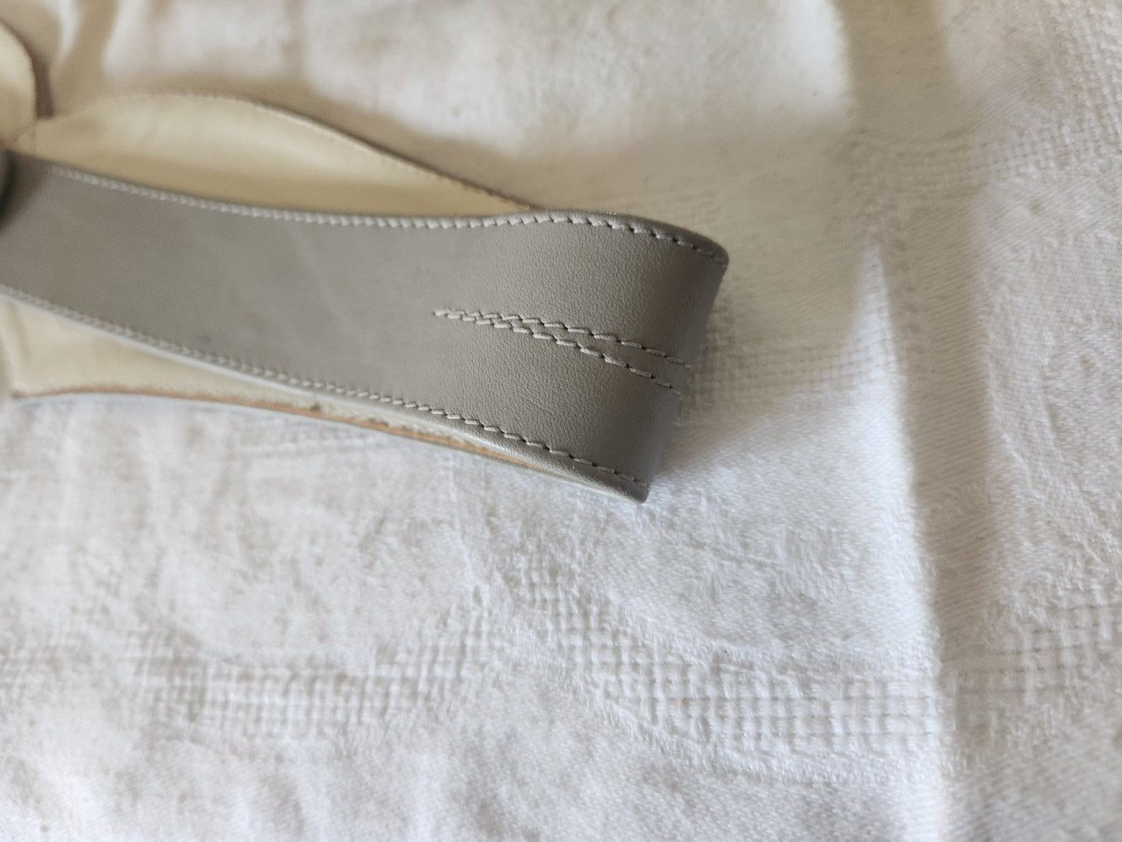 Ceinture ancienne vintage grise large  69 cm à 70 cm A4