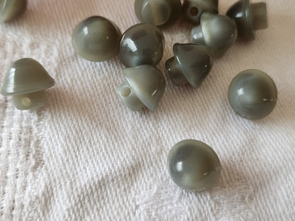 Lot 12 mini boutons vintage gris pied champignon 0,9 cm 9 mm ref 6417
