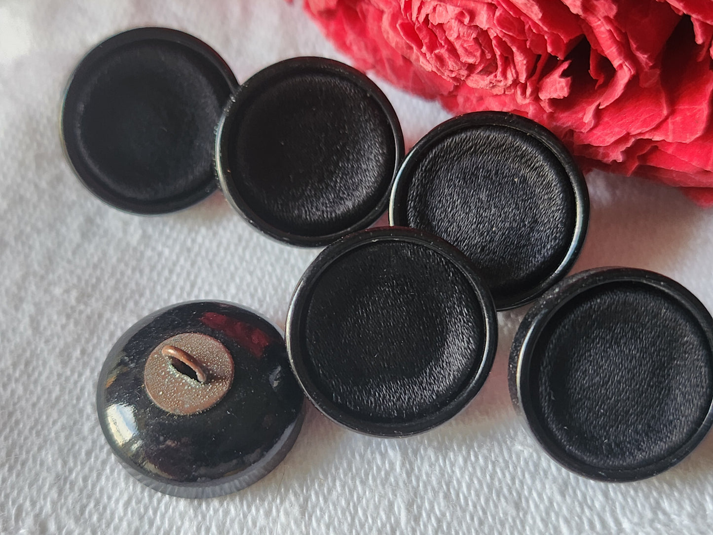 Lot 6 boutons anciens vintage passementerie noir pied 1,7 cm ref 963