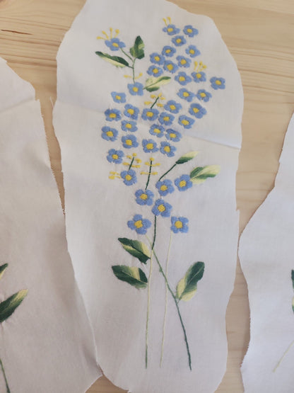 Lot 3 longues broderies anciennes colorées  fleur bleu fait main B5