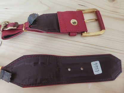 Ceinture ancienne vintage cuir rouge noeud métal doré  superbe