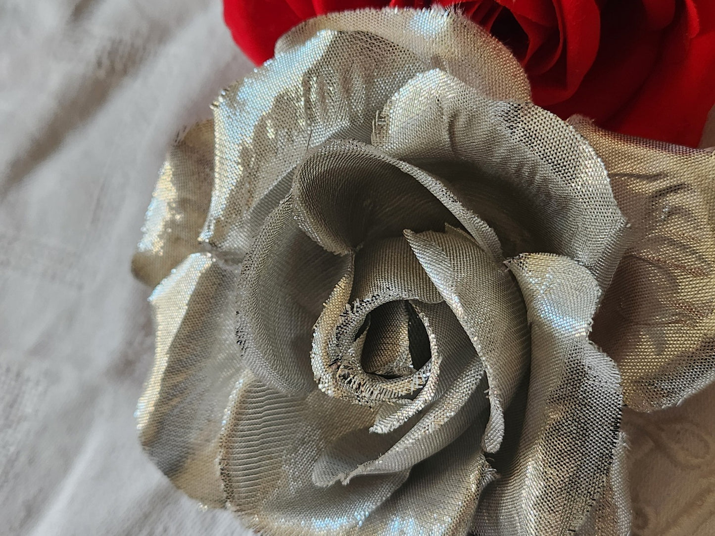 Grosse fleur ancienne argentée sur broche chapeau 9,5 cm T0-21