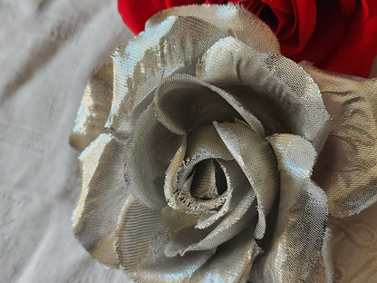 Grosse fleur ancienne argentée sur broche chapeau 9,5 cm T0-21