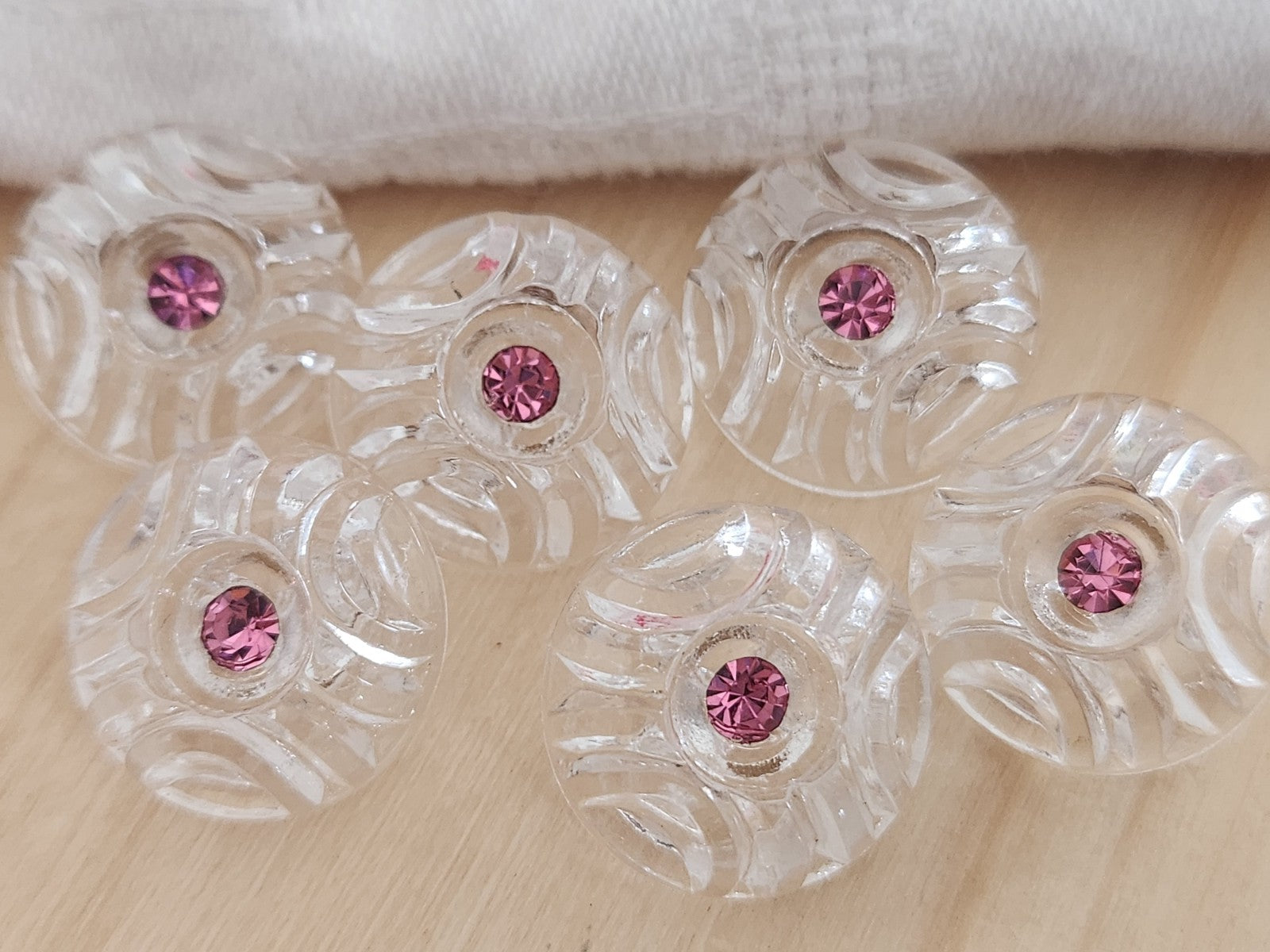 Lot 6 boutons vintage en verre transparent strass rose ou  1,7 cm ref 6356