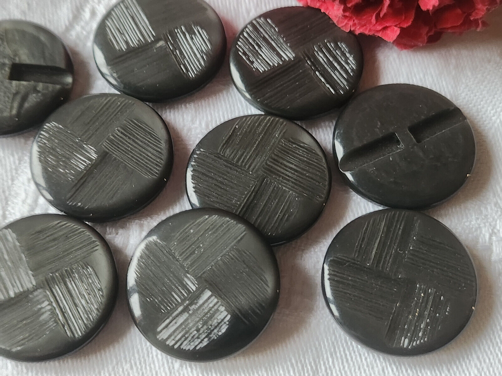 Lot 7 gros boutons vintage gris texturé pied plat 2,6 cm  ref 1128