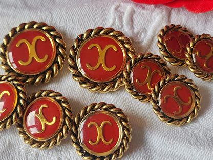 Lot 9 boutons vintage en métal doré lourd rouge panaché 1,9 à 2,7 cm ref 2083