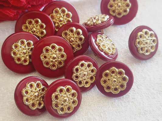 Lot 13 boutons vintage rouge doré plastique panaché 1,5 et 1,8 cm ref 1960