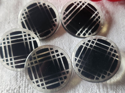 Lot 5 gros boutons vintage quadrillé noir  pied 2,7 cm ref 3306