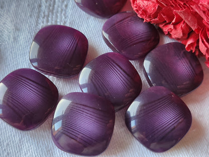 Lot 8 boutons vintage violet  carré camaieu  pied 2  cm ref 5927