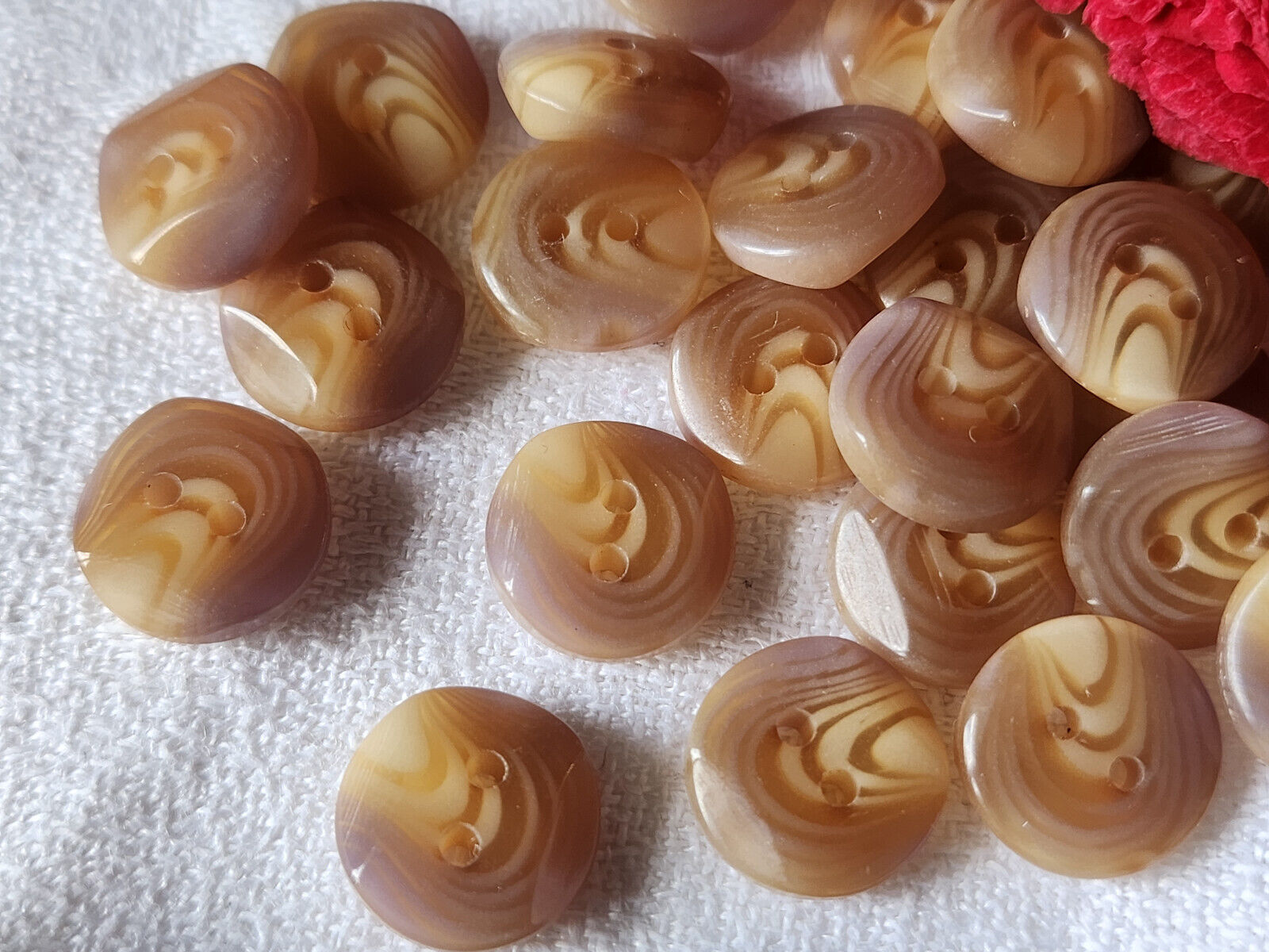 Lot 21 petits boutons vintage marron vein" violet trous 1,2 cm ref 1364