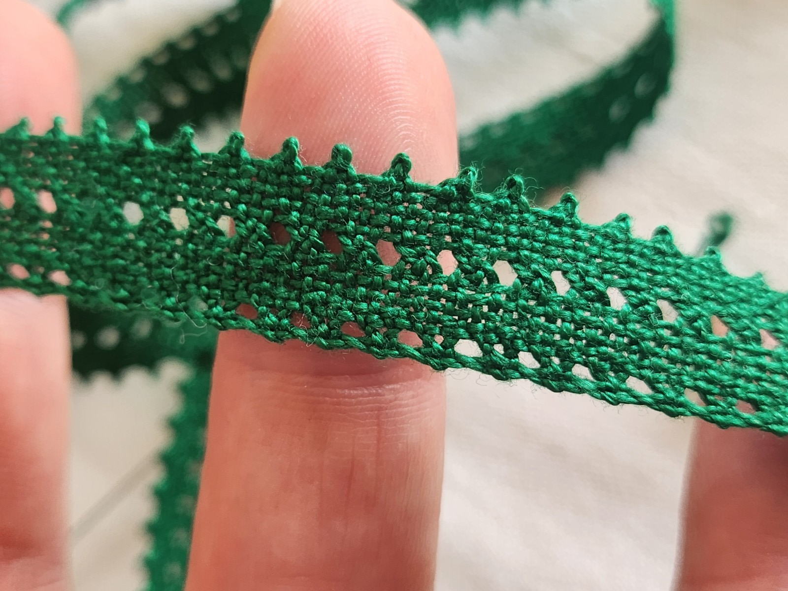 Dentelle vintage DMC vert 5 mètres sur 1,3 cm A5