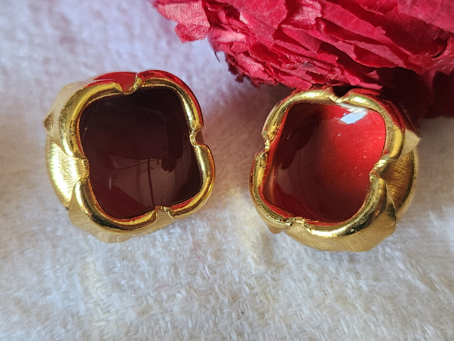 Duo superbes boutons anciens en métal rouge doré vintage 1,9 cm ref 5993