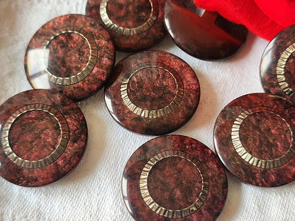 Lot 8 gros boutons vintage prune  inclusion  pied 2,7 cm manteaux lourd ref 3040