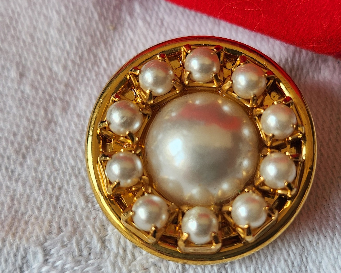Bouton en métal doré coeur perle nacré pied  parurier 2,3 cm bijoux G17J