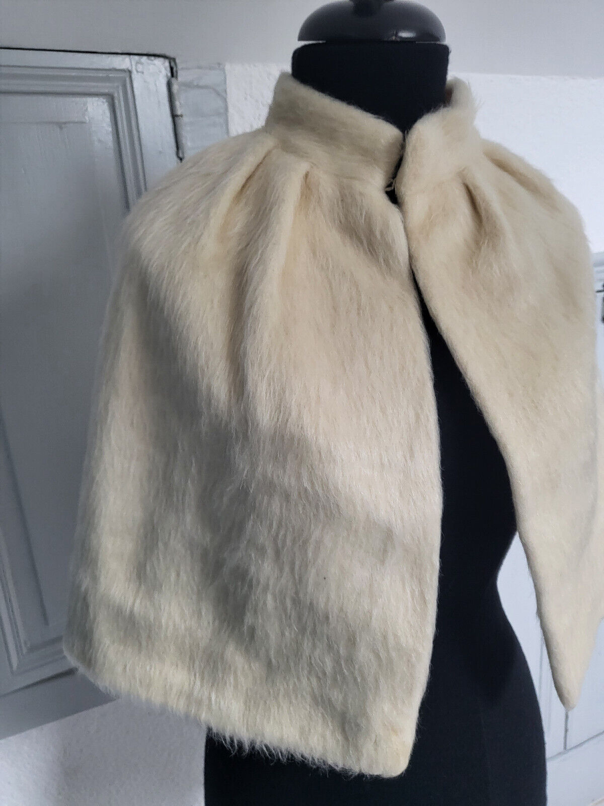 Etole ancienne vintage cape dessus d'épaule petite taille femme 34 crème B5