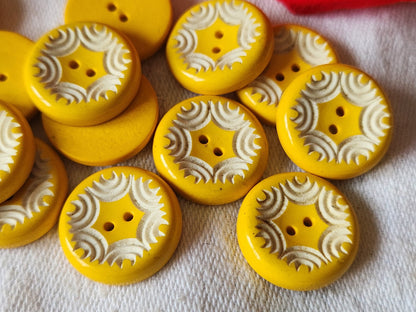 Lot 9 boutons vintage jaune blanc ciselé 1,7 cm ref 774