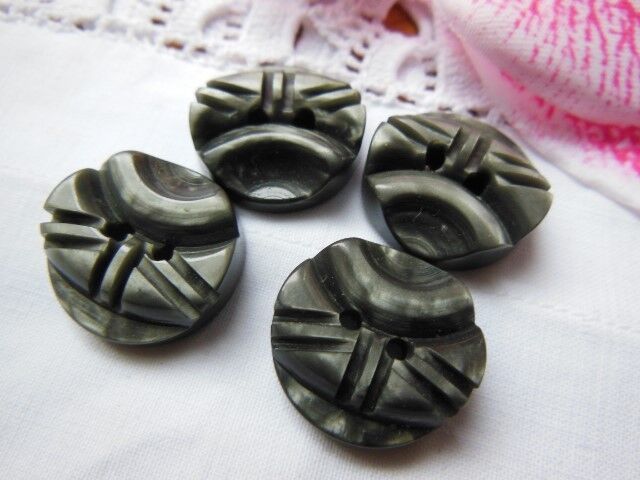 Lot 4 boutons anciens gris marbrés motif relief diamètre: 1,7 cm ref 4476