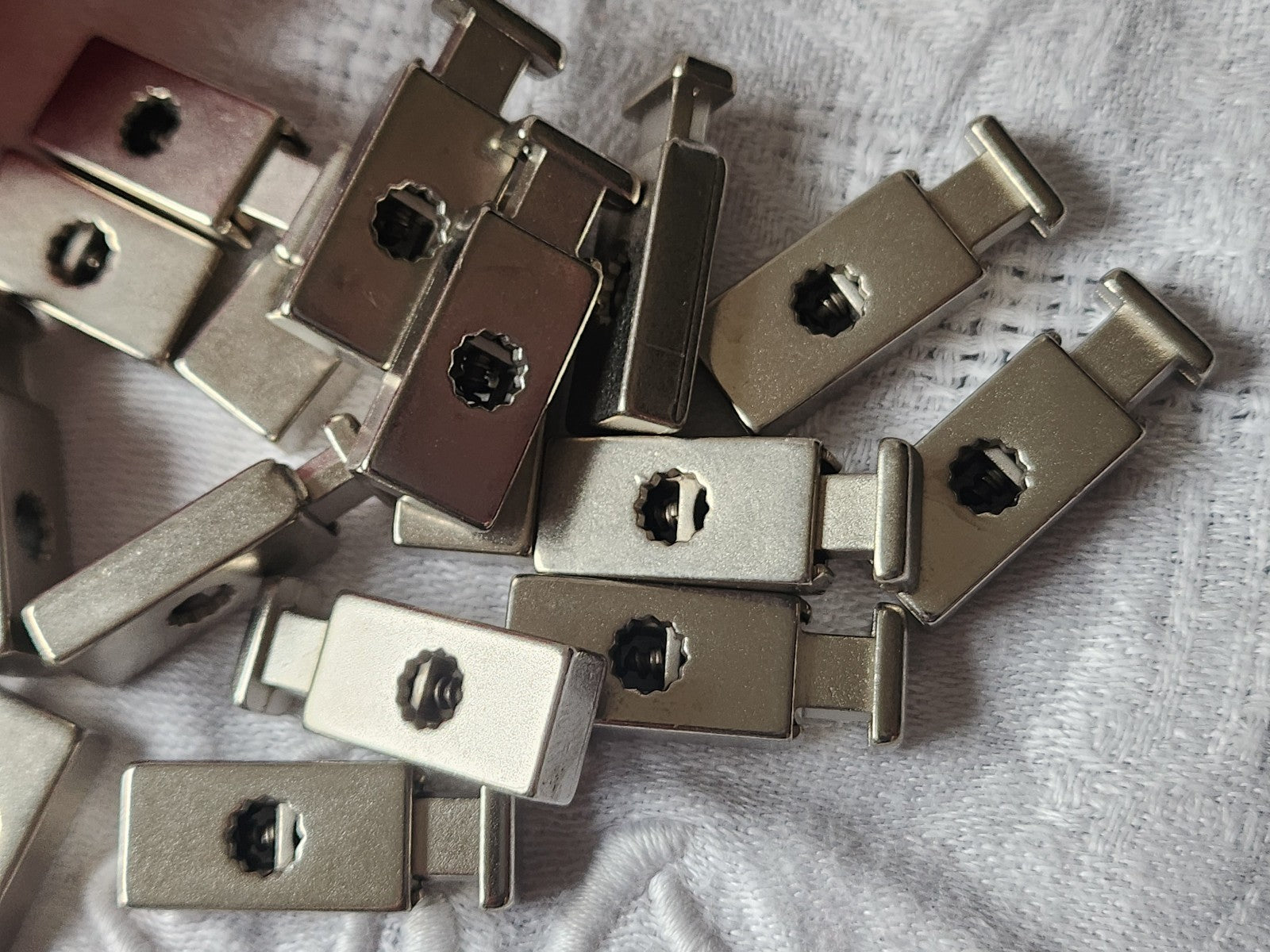 Lot 5 stop cordons en métal taille  ouvert 2,6 cm année 90 ref 5711