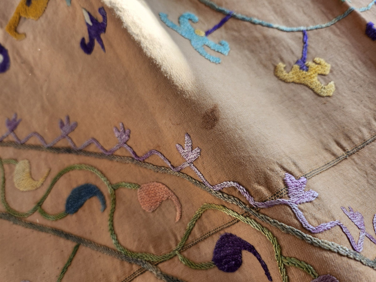 Trés ancien ouvrage XIXéme nappe d'autel? broderie B8
