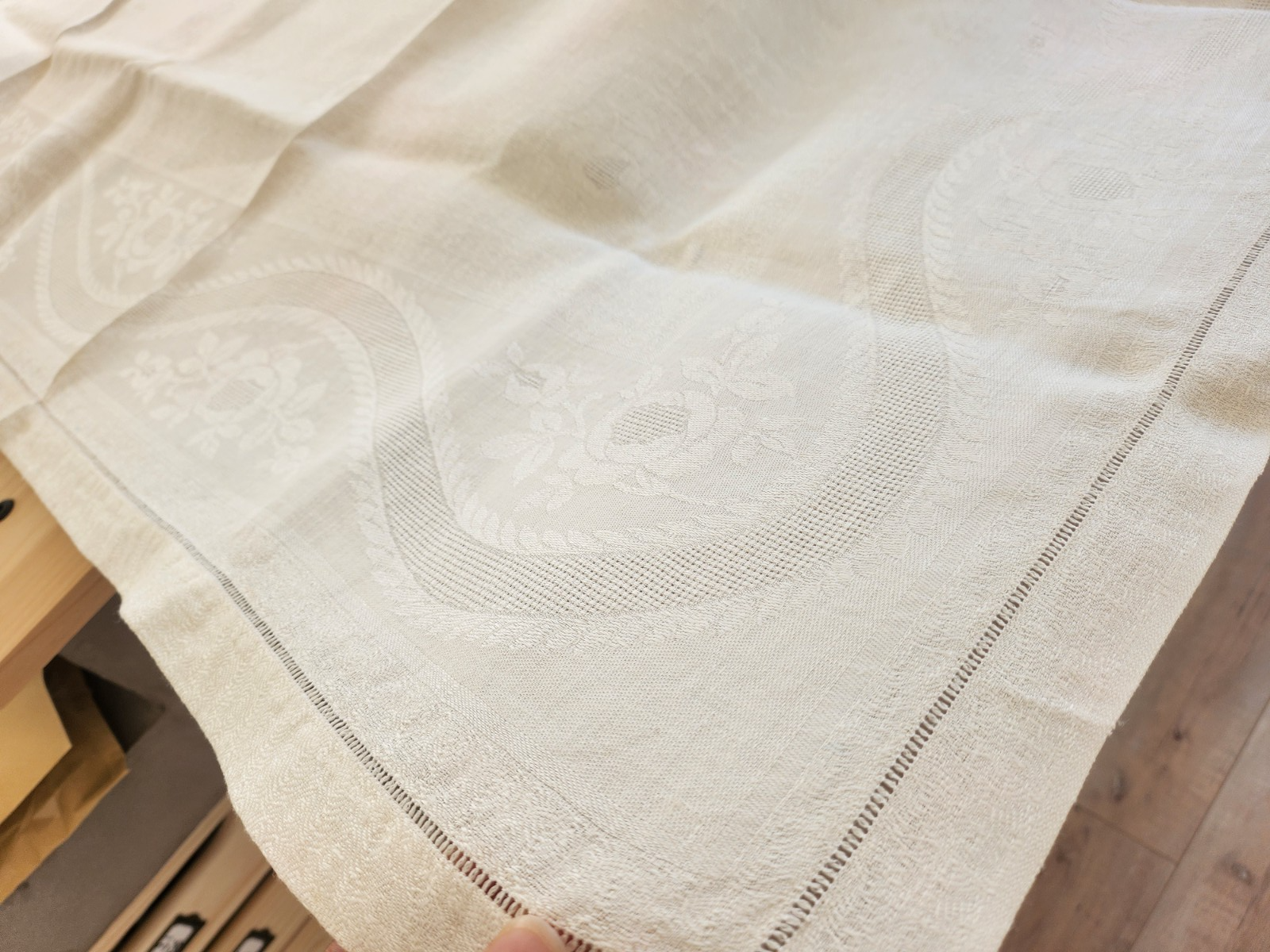 Ancienne nappe double monogramme H JK? sans doute jamais utilisé B6