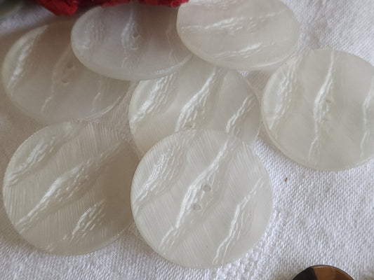 Lot 6 trés gros boutons vintage effet  blanc texturé mat 3,4 cm ref 4971