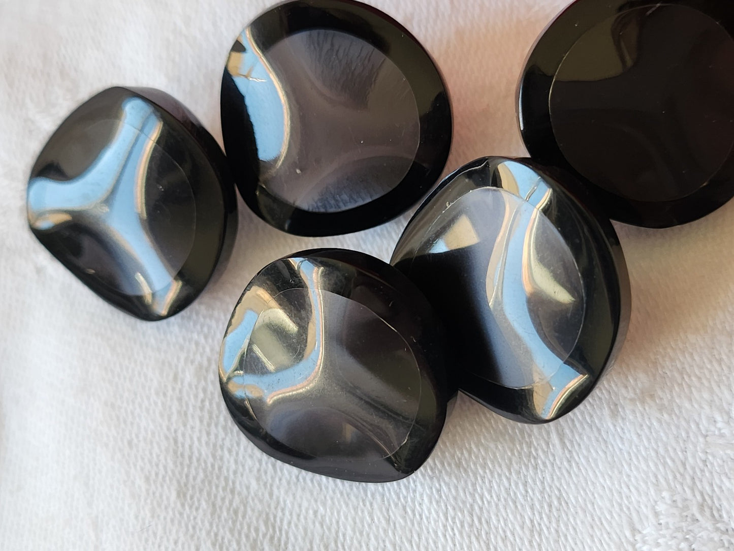 Lot 5 boutons vintage noir gris pied metal 2,3 cm ref 1890