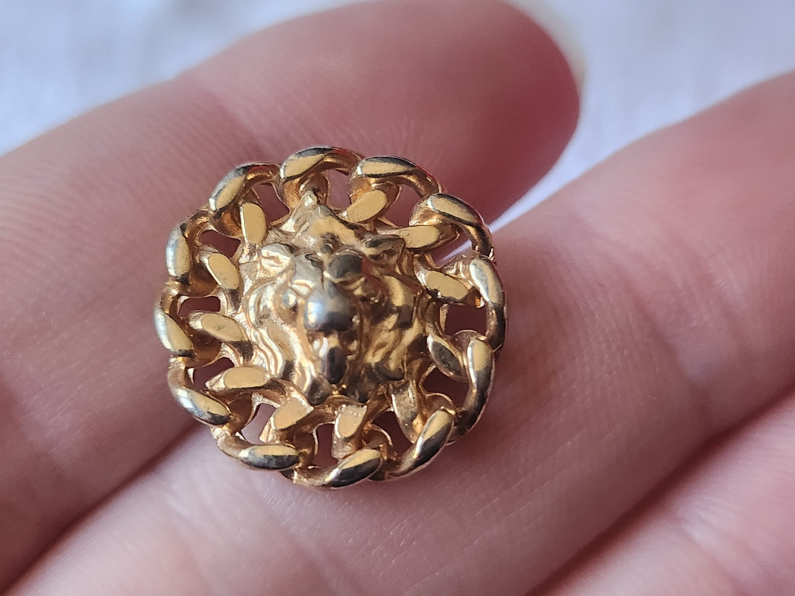 Bouton vintage tete de lion en métal pied versace ??? 1,9 cm D2G