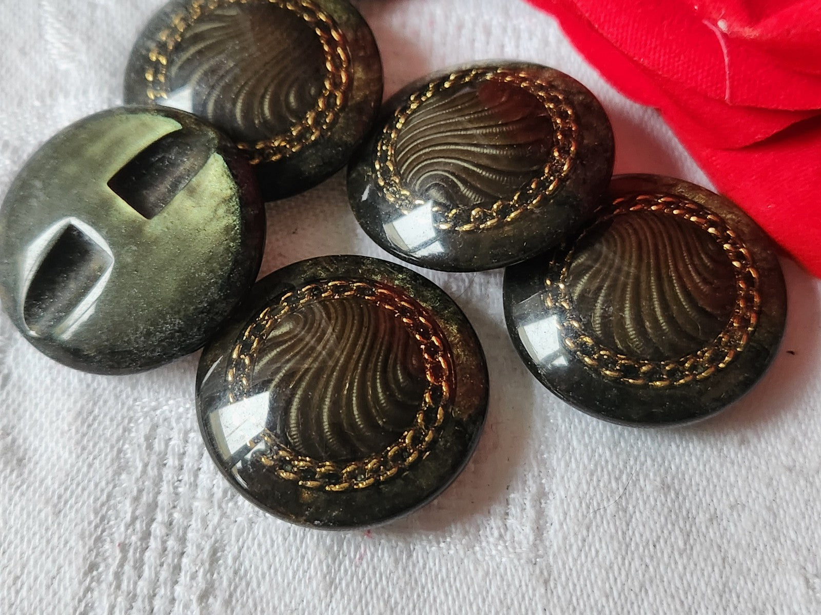 Lot 6 gros boutons vintage vert inclusion  pied 2,7 cm manteaux lourd ref  2239